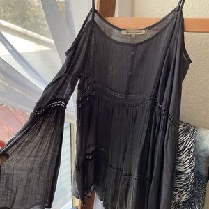 Foreign exchange bell sleeve dress